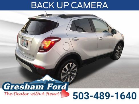 Used 2022 Buick Encore Preferred image 6