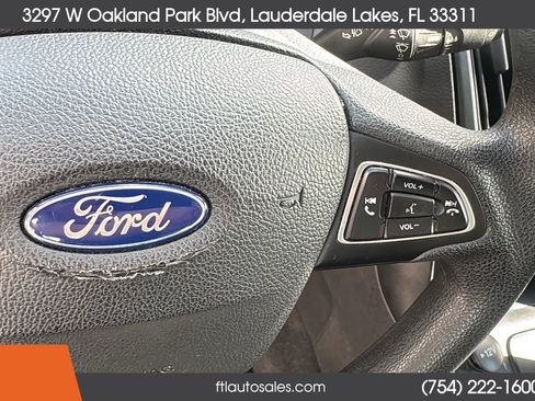 Used 2018 Ford Focus SE image 52