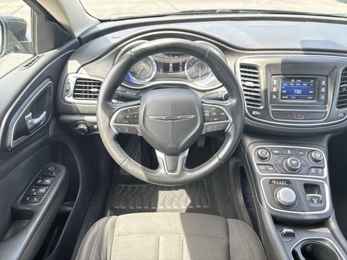 Used 2017 Chrysler 200 LX FWD image 15
