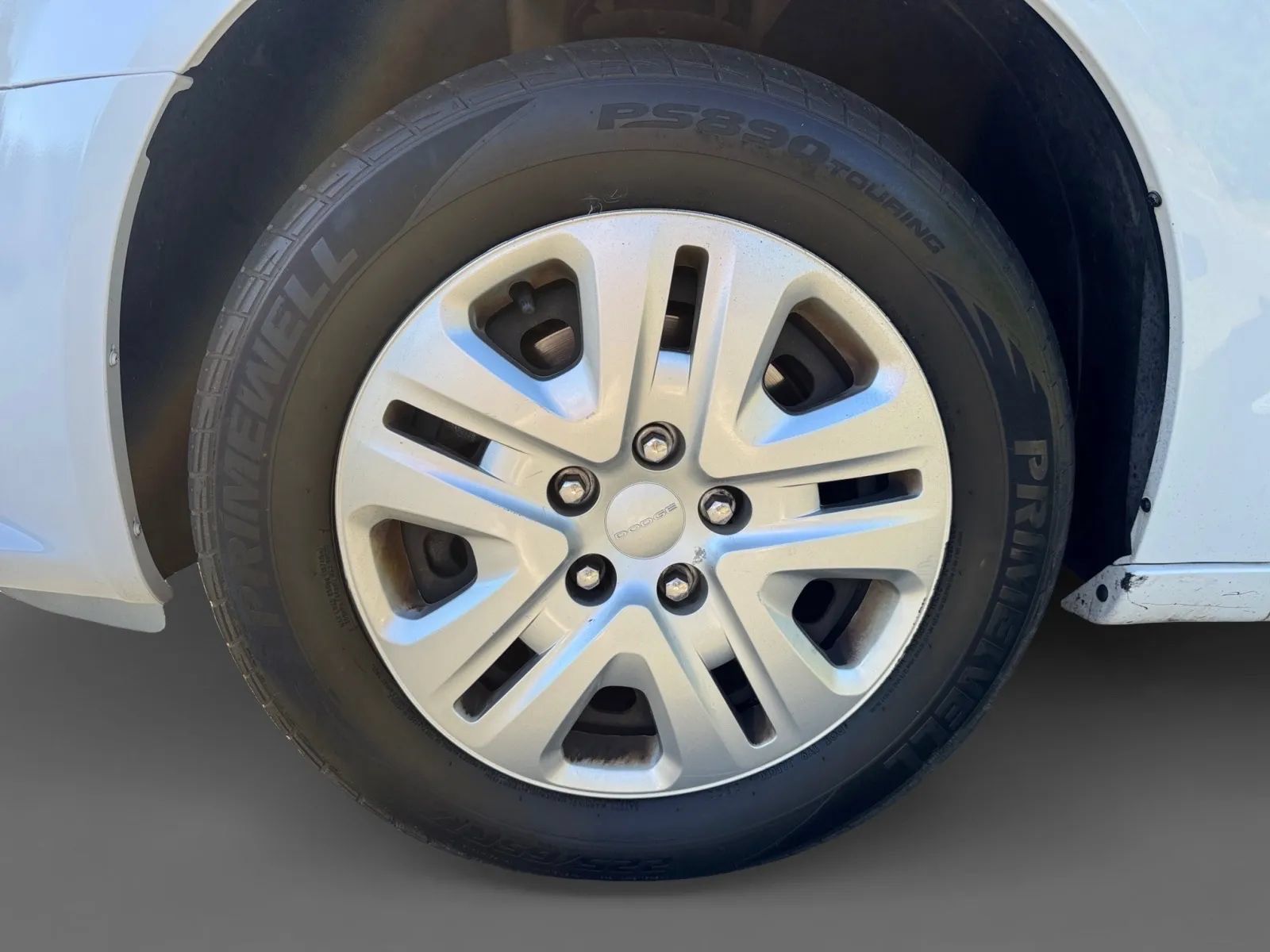 Used 2018 Dodge Grand Caravan SE w/ UConnect Hands-Free Group FWD image 23
