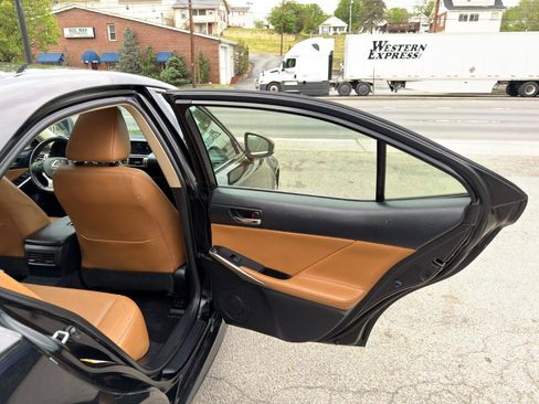 Used 2014 Lexus IS 250 AWD w/ Navigation Package image 17