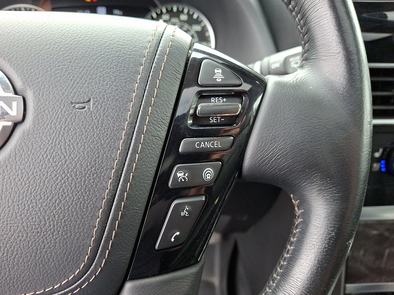 Used 2021 Nissan Armada Platinum w/ Captain's Chairs Package AWD/4WD image 25