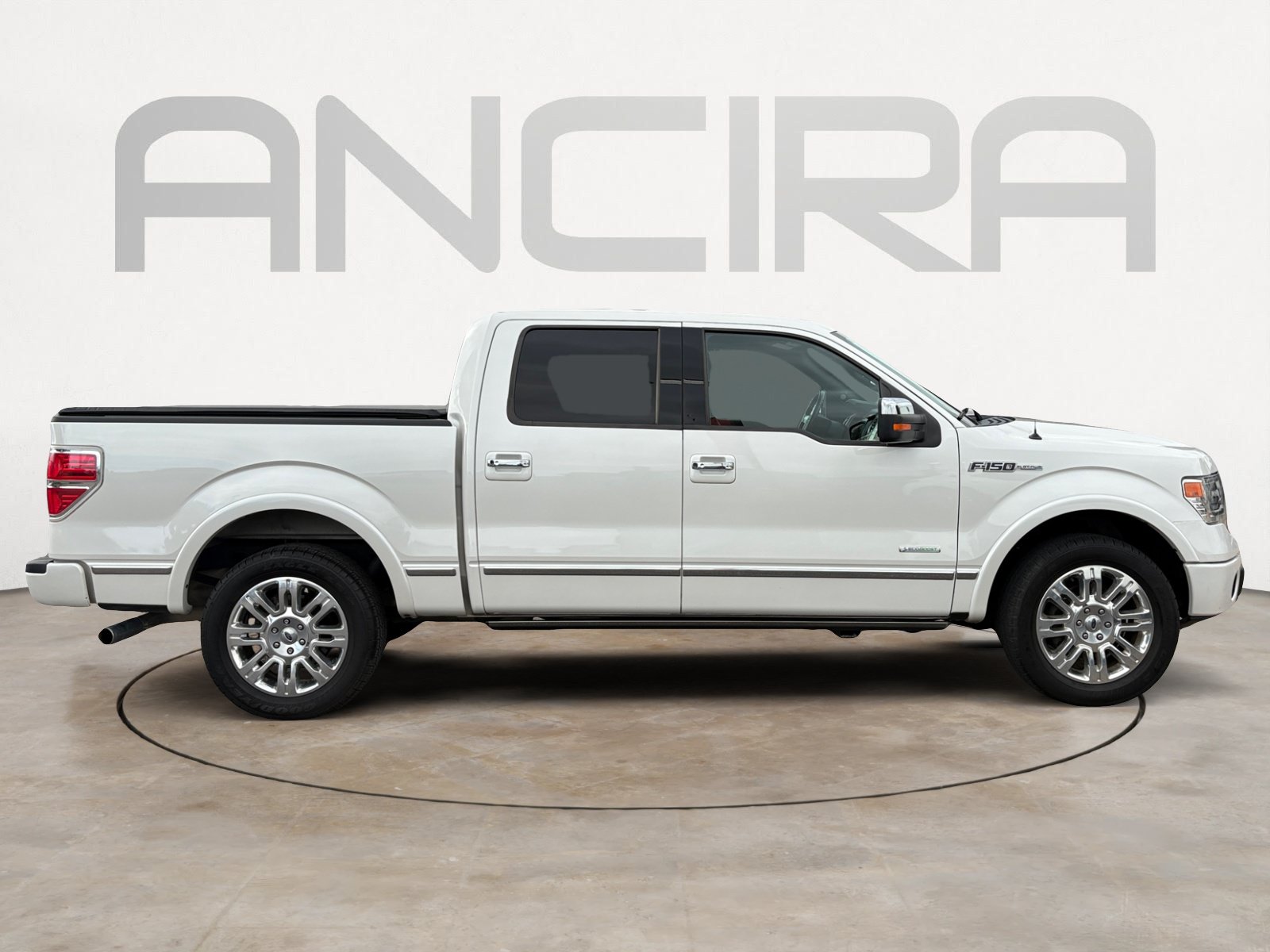 Used 2014 Ford F150 Platinum RWD image 11