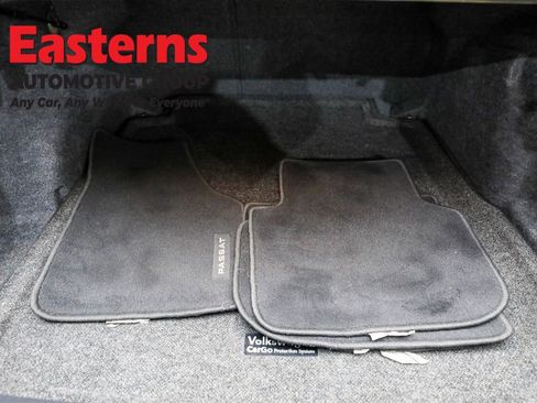 Used 2022 Volkswagen Passat 2.0T SE image 9