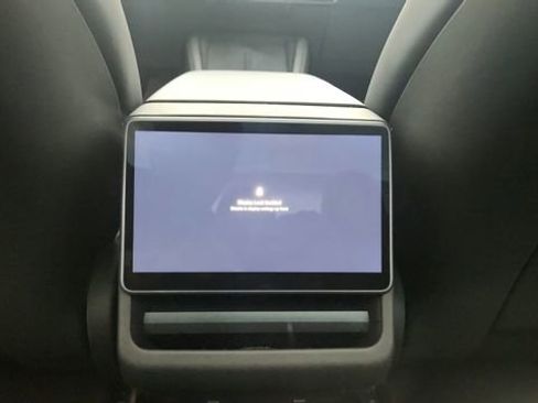 Used 2025 Tesla Model 3 image 61