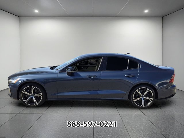 Used 2024 Volvo S60 B5 Plus w/ Climate Package AWD/4WD image 2