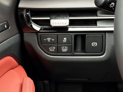 New 2026 Kia Sportage SX Prestige AWD/4WD image 32
