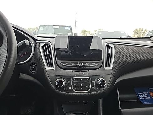 Used 2023 Chevrolet Malibu LT image 6