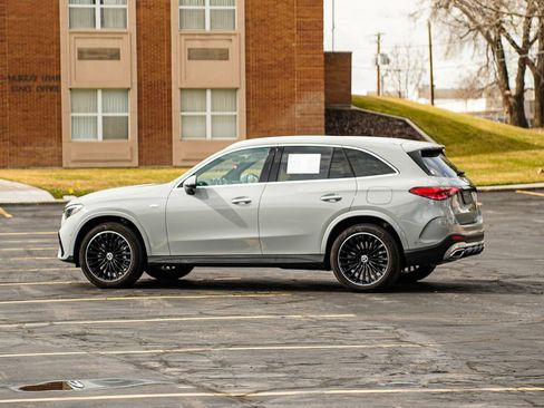 Used 2025 Mercedes-Benz GLC 350e 4MATIC image 7