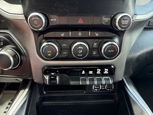 Used 2021 RAM 1500 Big Horn AWD/4WD image 16