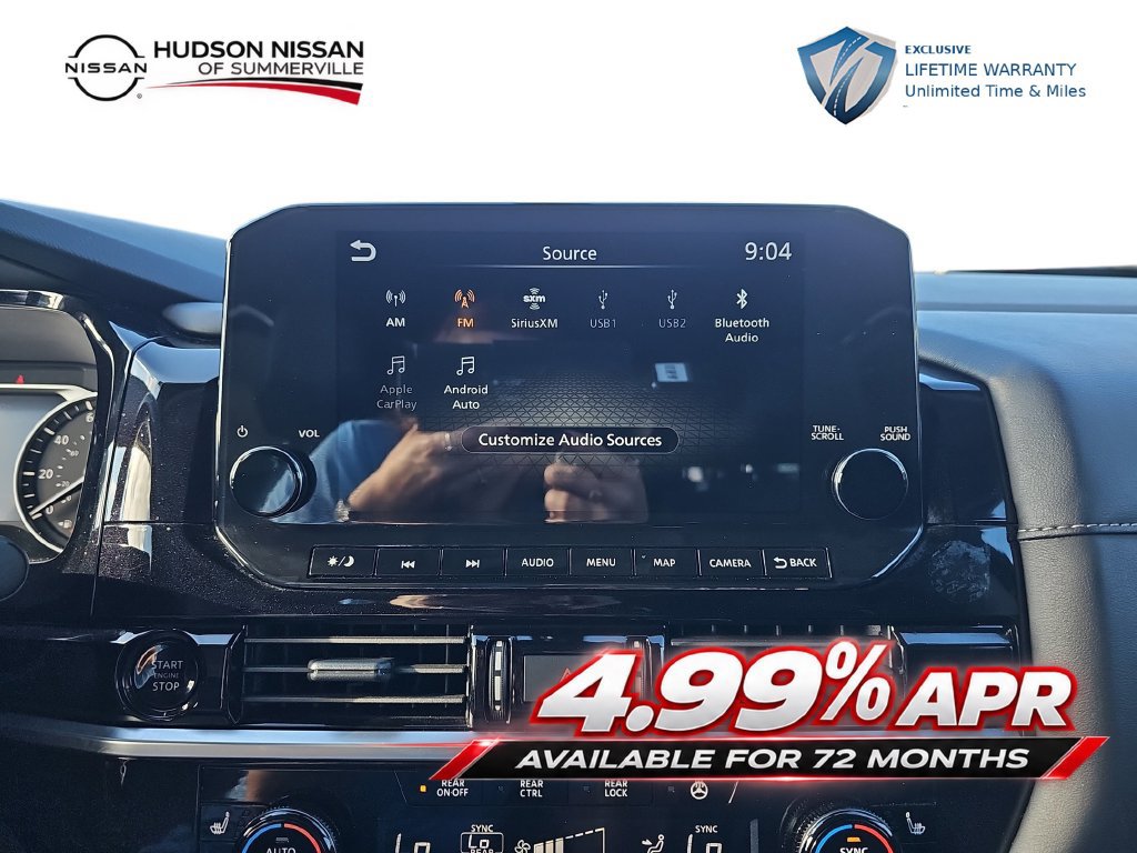 Used 2025 Nissan Pathfinder SL FWD image 22