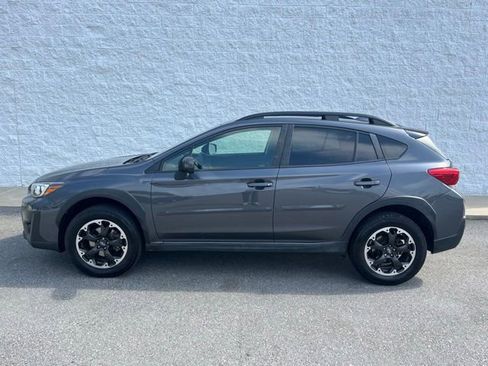 Used 2021 Subaru Crosstrek 2.0i Premium w/ Moonroof Package image 3
