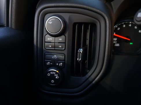 New 2026 Chevrolet Silverado 1500 Custom Trail Boss AWD/4WD image 18