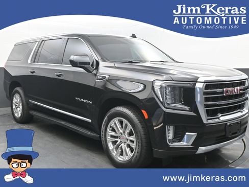 Used 2021 GMC Yukon XL SLT image 1