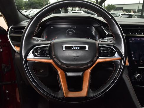 Used 2022 Jeep Grand Cherokee Summit AWD/4WD image 22