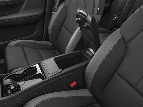 New 2026 Volvo EX40 Plus w/ Climate Package image 10