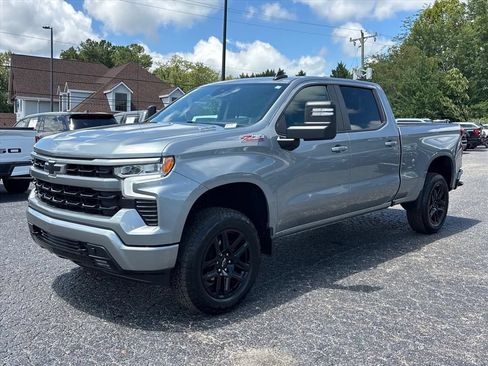 Used 2025 Chevrolet Silverado 1500 RST w/ Z71 Off-Road Package AWD/4WD image 3