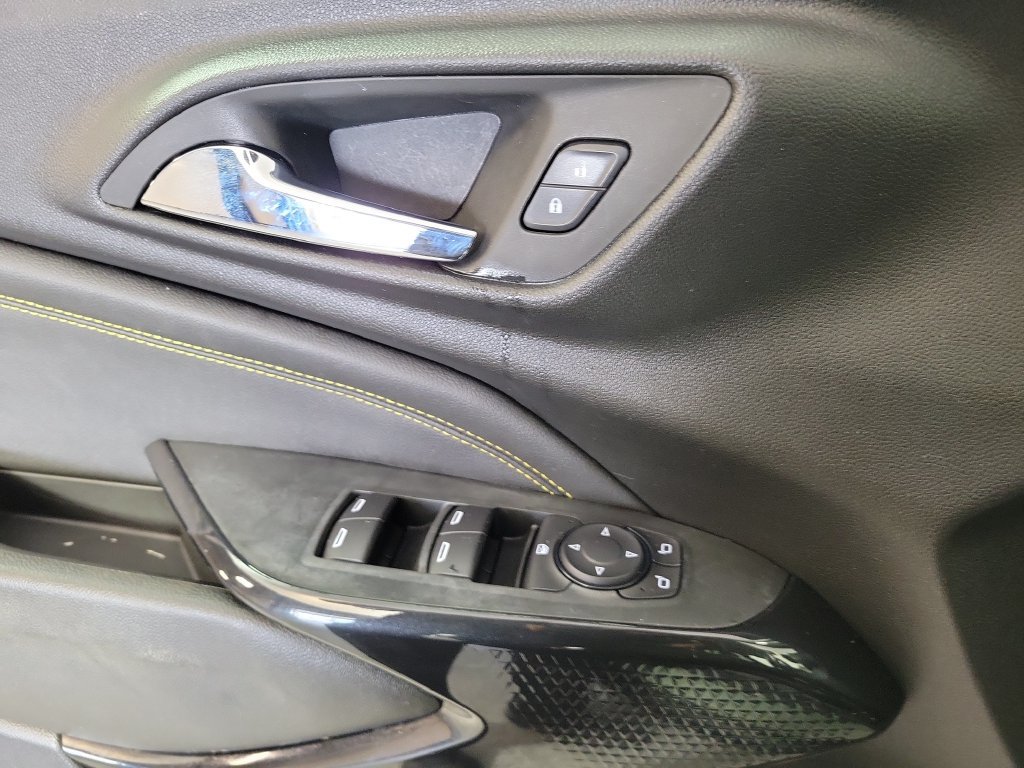 Used 2024 Chevrolet Trax ACTIV w/ Sunroof Package FWD image 16