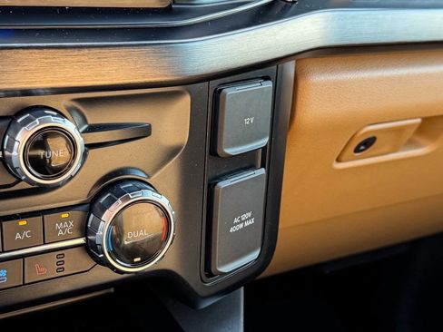 Used 2023 Ford F250 Lariat w/ Tremor Off-Road Package image 32