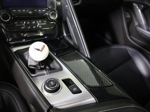 Used 2016 Chevrolet Corvette Stingray image 17