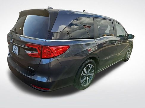 Used 2021 Honda Odyssey Touring image 5