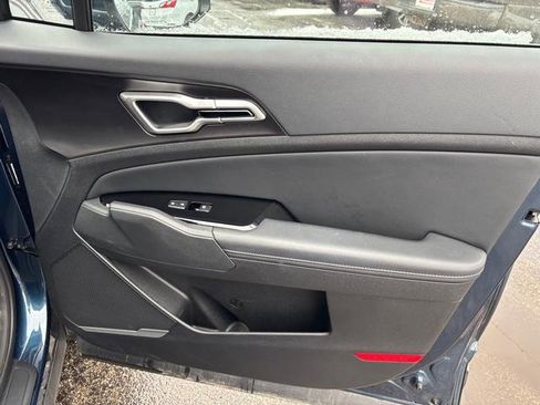 Used 2024 Kia Sportage EX w/ EX Premium Package image 17