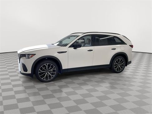 Certified 2025 MAZDA CX-70 Plug-In Hybrid w/ Premium Plus image 5