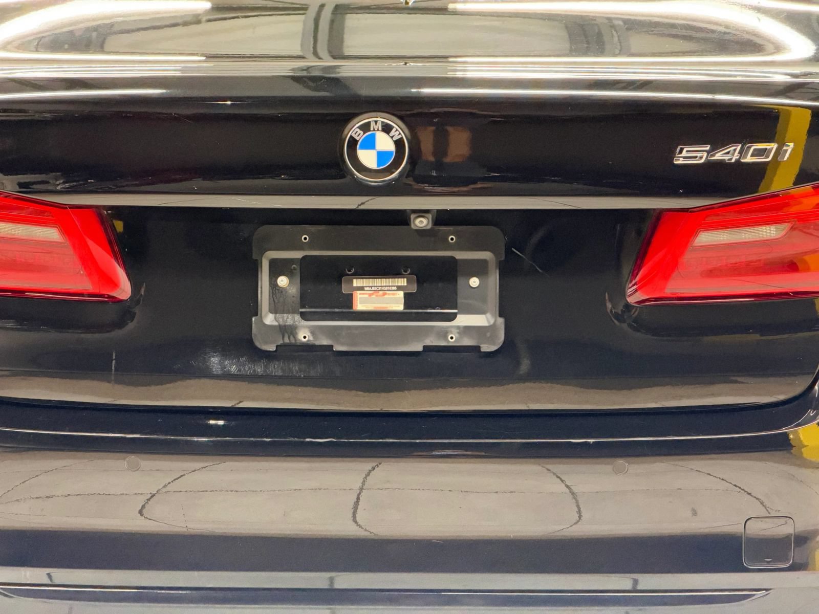 Used 2017 BMW 540i RWD image 11
