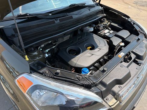 Used 2013 Kia Soul + w/ Audio Pkg FWD image 34