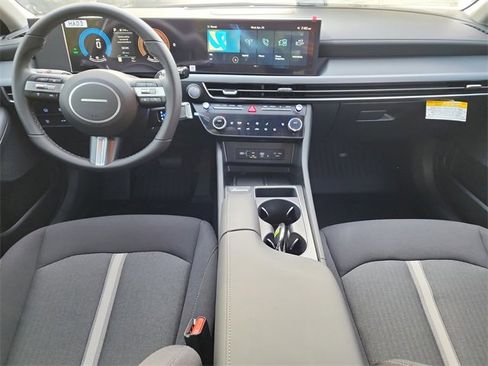 New 2025 Hyundai Sonata SEL image 12