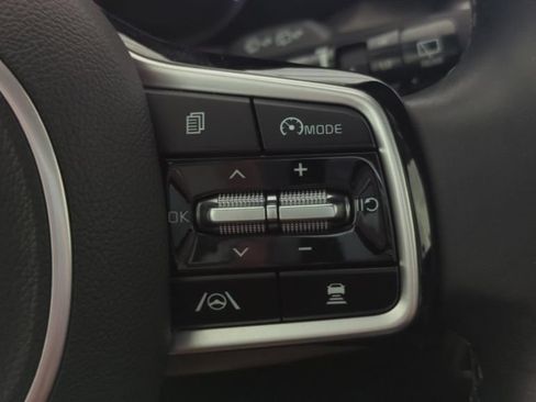 Used 2022 Kia Sorento EX FWD image 21