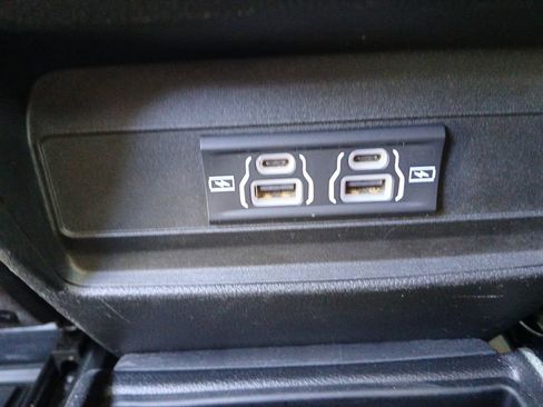Used 2023 Jeep Grand Cherokee L Laredo RWD image 25