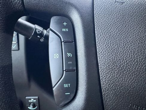 Used 2022 Chevrolet Express 3500 LS image 24