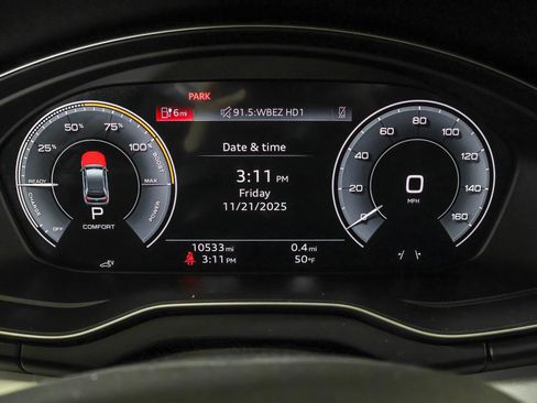 Used 2024 Audi Q5 e Premium Plus w/ Premium Plus Package image 28