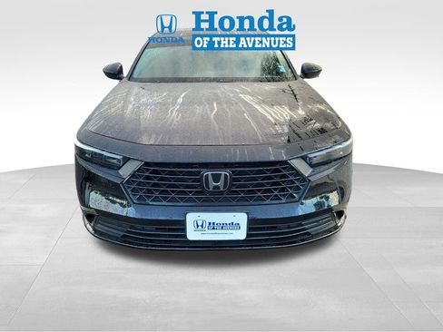 Used 2023 Honda Accord Sport image 2
