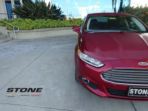 Used 2016 Ford Fusion SE image 31