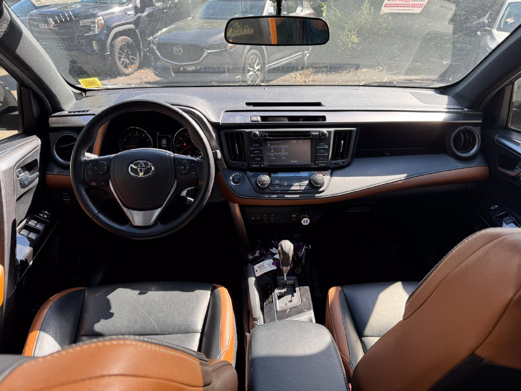 Used 2016 Toyota RAV4 SE AWD/4WD image 8