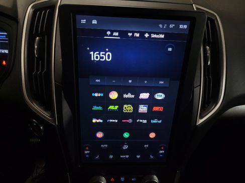 Used 2024 Ford Edge SEL image 25