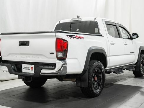 Used 2018 Toyota Tacoma TRD Off-Road image 4
