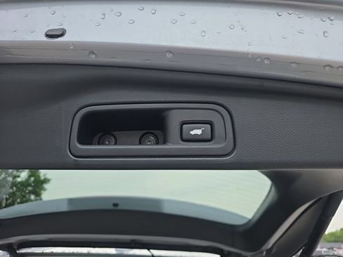 Used 2021 Honda Pilot Touring image 36