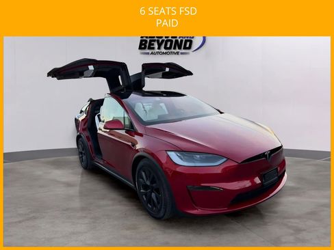 Used 2025 Tesla Model X image 12