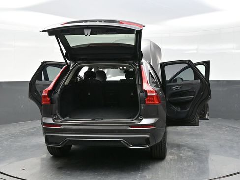 Used 2025 Volvo XC60 B5 Plus w/ Climate Package AWD/4WD image 43