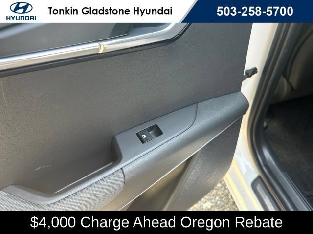 Used 2023 Kia Niro Wave FWD image 15