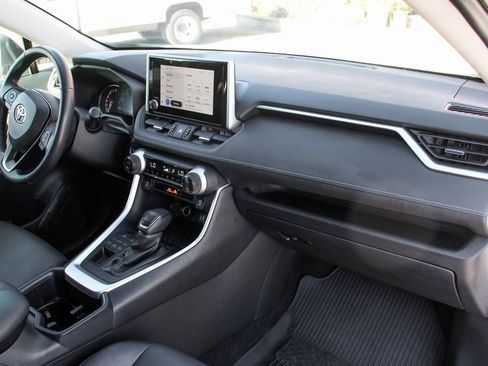 Used 2023 Toyota RAV4 XLE Premium image 36