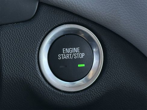 Certified 2024 Chevrolet Equinox LT w/ Driver Convenience Package image 20