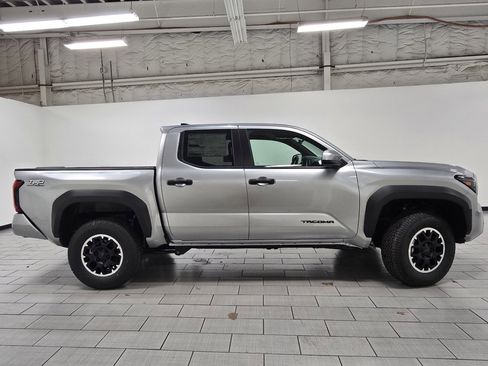 New 2026 Toyota Tacoma TRD Off-Road image 15