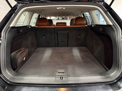 Used 2017 Volkswagen Golf Alltrack S image 22