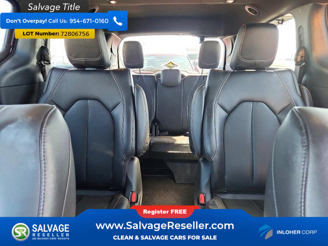 Used 2022 Chrysler Pacifica Touring-L w/ S Appearance Package FWD image 13