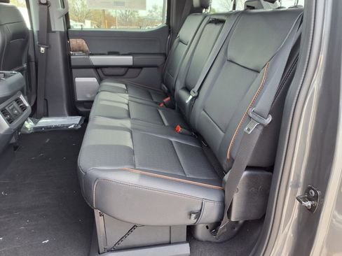New 2026 Ford F250 Lariat w/ Lariat Premium Package AWD/4WD image 9