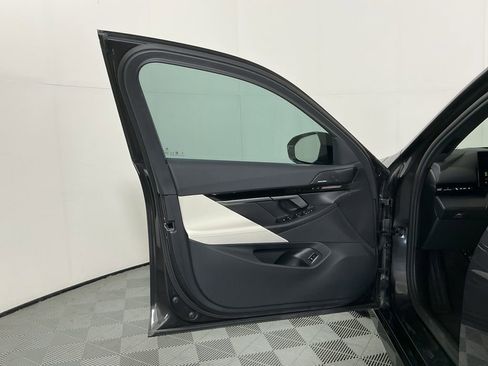 Certified 2025 BMW 530i w/ M Sport Package RWD image 20